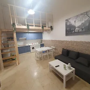 Apartment Triana 143 - Wifi, Seville