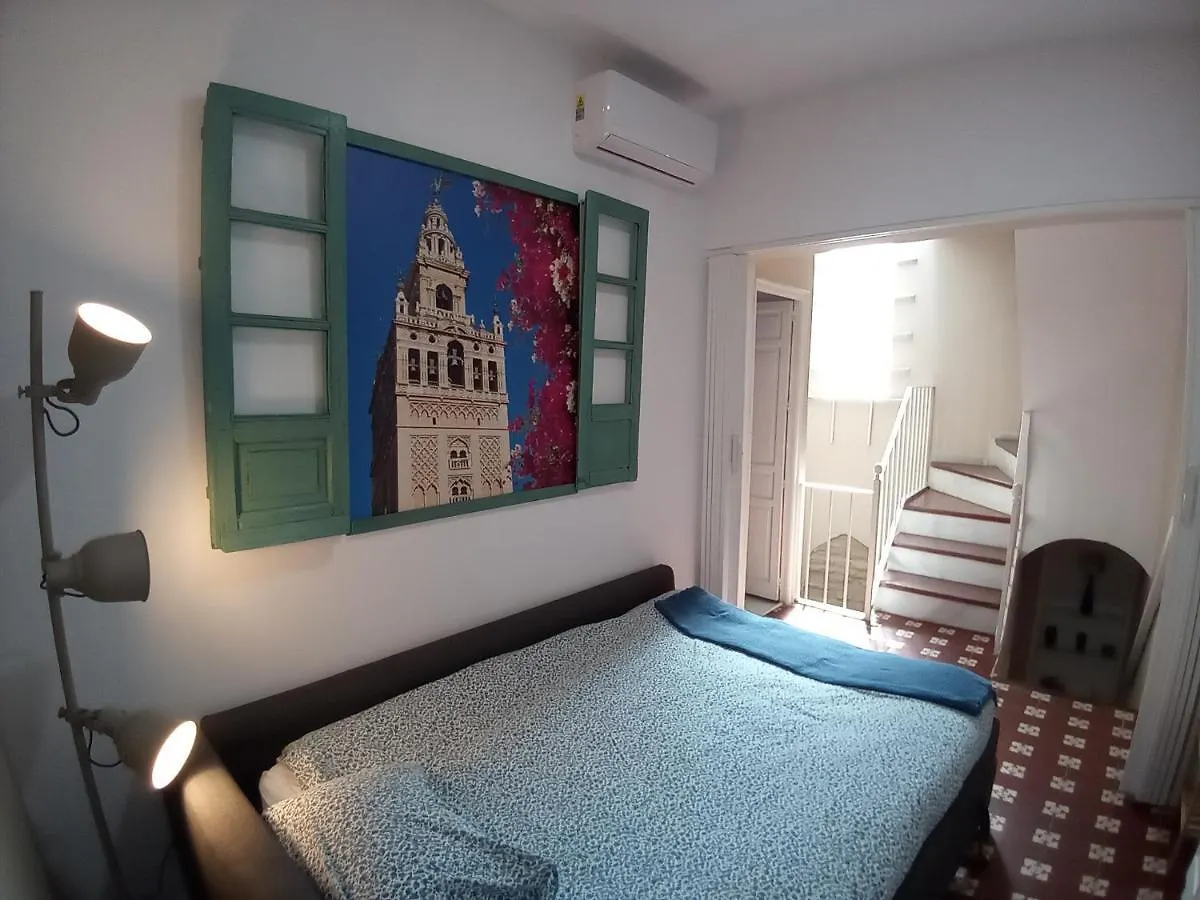 Casa Flores Villa Seville 0*,